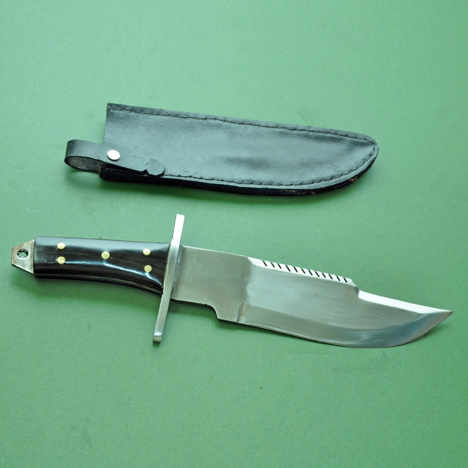 commando-tactical-knives-wholesale-supplier-of-kukri-and-knives